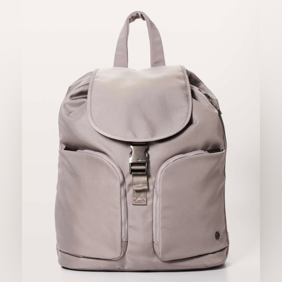 Lululemon Carry Onward Rucksack *12L - Picture 1 of 17